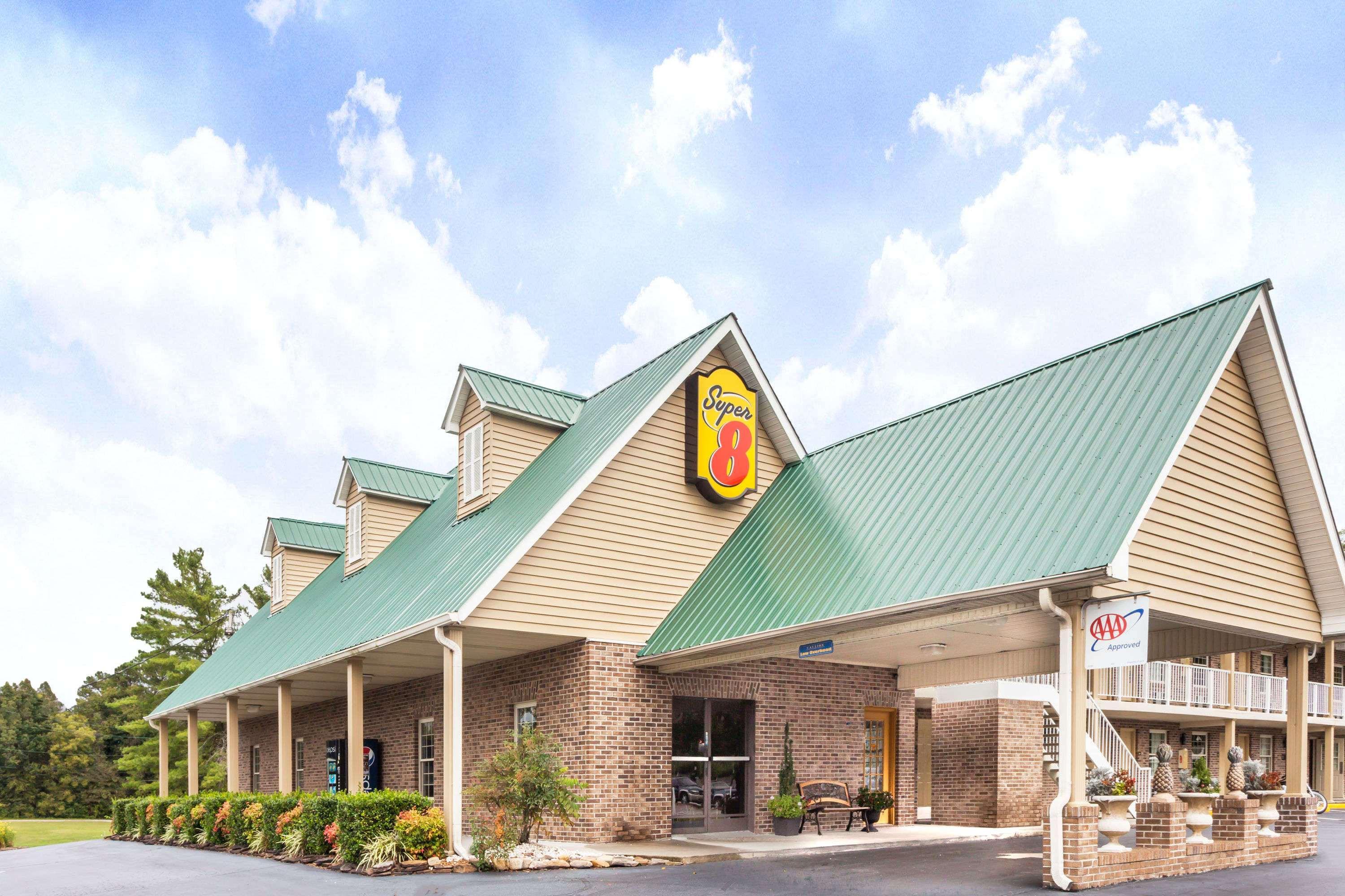 Super 8 By Wyndham Kingston Hotel Ngoại thất bức ảnh