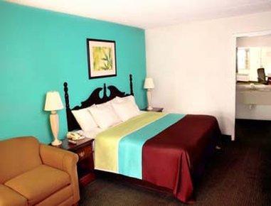 Super 8 By Wyndham Kingston Hotel Ngoại thất bức ảnh